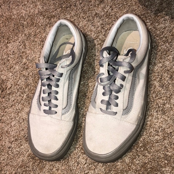 Vans - Picture 2 of 4